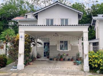 Casa de 3 habitaciones, Arraiján · Venta de Casa en Vista Alegre Abs