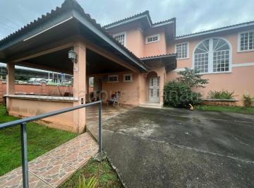 Casa de 3 habitaciones, La Chorrera · Venta de Casa en Chorrera Abs