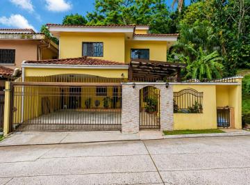 Casa · 317m² · 3 Recámaras · 2 Estacionamientos · Casa en Venta en Ancón | Amplios Espacios 348 m² Ct