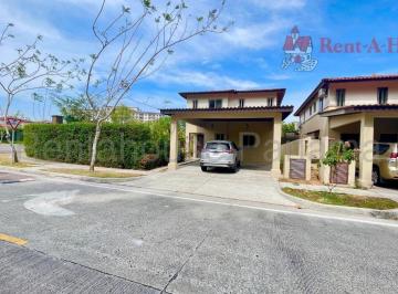 Casa de 4 habitaciones, Arraiján · Venta de Casa con Amplio Jardin en Panama Pacifico 26*2698 Mfk