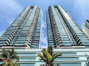 Apartamento de 3 habitaciones, Panamá · Venta de Exclusivo Apartamento de Lujo Frente Al Mar en Av Balboa 27*1756 Mfk