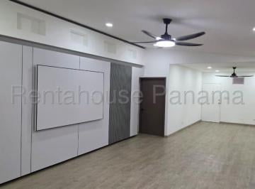 Casa de 4 habitaciones, San Miguelito · Venta de Casa en Brisas del Golf 16 m