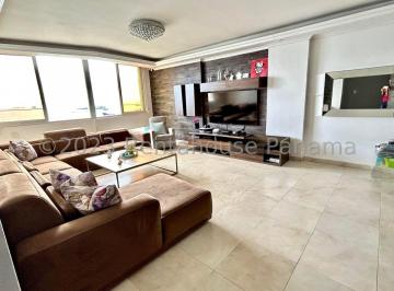 Apartamento de 3 habitaciones, Colón · Venta de Apartamento Amoblado Frente Al Mar en PH Bay View, Colon | 153 m², 3 Rec.