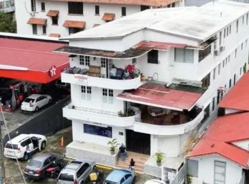 Edificio · 915m² · 1 Recámara · 7 Estacionamientos · Edificio en Venta con Potencial de Roi | Casa Blanca #19, Bella Vista