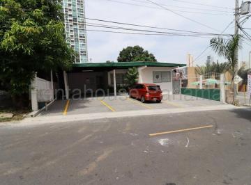 Casa de 4 habitaciones, Panamá · Venta de Casa Comercial en San Francisco
