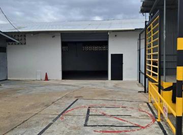 Bodega-Galpón-Depósito · 536m² · 3 Estacionamientos · Alquiler de Bodega en Betania