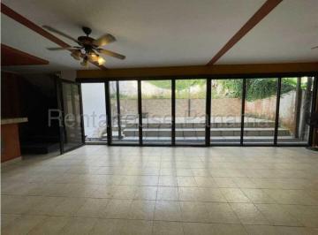 Casa de 3 habitaciones, Panamá · Vendo Casa de 364 m² en Hato Pintado 26 - 8091gg