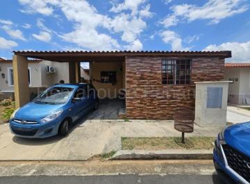 Casa de 2 habitaciones, La Chorrera · Casa de 180 m² con 2 Recámaras en Alquiler en La Chorrera