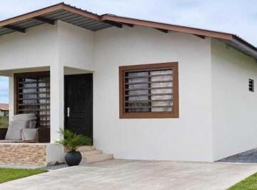 Casa · 450m² · 2 Recámaras · 1 Estacionamientos · Alquiler de Casa en Boquete Amoblada o Vacia Cercada