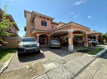 Casa de 4 habitaciones, Panamá · Alquiler de Casa en Costa Sur Gc