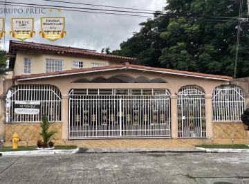 Casa · 660m² · 4 Recámaras · 3 Estacionamientos · Venta de Casa en PH Riviera Colonial Brisas del Golf