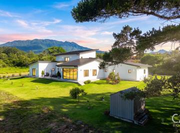 Casa de 3 habitaciones, Boquete · Casa Lujosa de 3 Recámaras en Venta en Boquete Country Club, Alto Boquete, Chiriquí