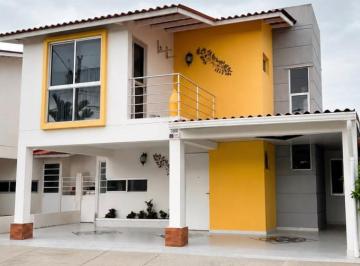 Casa de 3 habitaciones, Arraiján · PH Santillana Arraijan