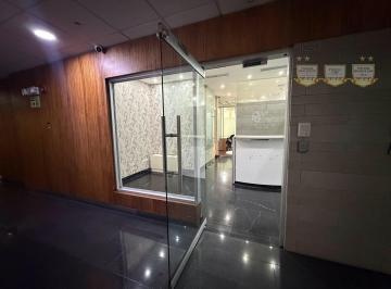 Oficina comercial · 104m² · 3 Estacionamientos · Venta Oficina en Marbella Para Inversion