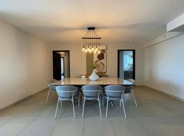 Apartamento · 205m² · 3 Recámaras · 2 Estacionamientos · Se Vende Apartamento en Costa del Este Amoblado Lh