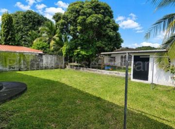 Casa de 3 habitaciones, Panamá · Venta Casa en Las Cumbres Ih