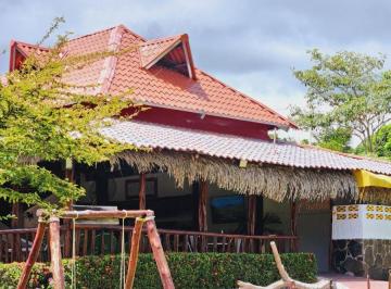 Local comercial , Playas · Alquilo Local en Playa Farallón | Playa