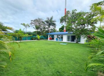 Casa de 2 habitaciones, Chame · Se Vende Cabaña en Gorgona a 500 Metro de La Playa