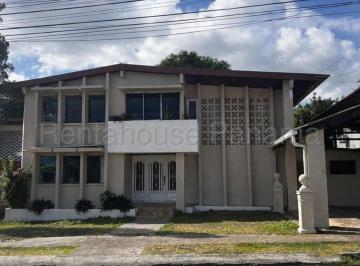 Casa de 3 habitaciones, Panamá · Venta de Casa en Los Angeles