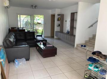 Casa de 3 habitaciones, Panamá · Venta de Casa en PH Augusta – Paseo del Norte