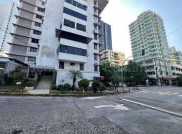Apartamento de 3 habitaciones, Panamá · Apartamento en Venta en El Cangrejo Jack Ssm