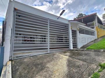 Casa de 4 habitaciones, Panamá · Casa en Venta en Betania Jack Ssm