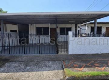 Casa de 3 habitaciones, Panamá · Venta Casa Santa Clara de Juan Diaz 27 Ml2303