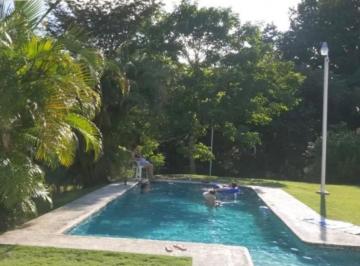 Casa · 140m² · 2 Recámaras · 4 Estacionamientos · Coronado Casa con Piscina a Pasos de La Playa Clientes Directos