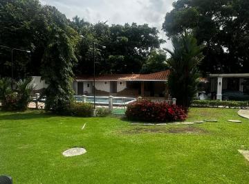 Casa · 382m² · 4 Recámaras · 7 Estacionamientos · Venta Casa Altos del Golf – Sp