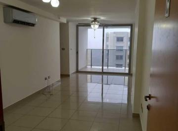 Apartamento · 107m² · 3 Recámaras · 2 Estacionamientos · Alquiler Apartamento Condado del Rey