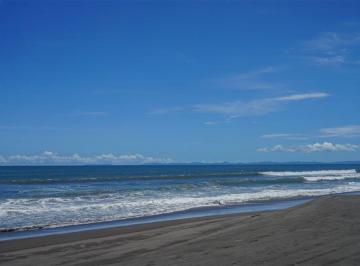 Terreno / Lote en Venta  Guarumal · Dos Lotes Cerca de La Playa en Venta en Las Olas Resort – Gran Oportunidad en La Barqueta