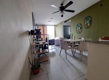Apartamento de 2 habitaciones, Panamá · Apartamento en Alquile PH Ilo - Amoblado
