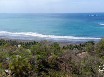 Terreno / Lote , Tonosí · Propiedad Céntrica en Venta en Cambutal con Increíbles Vistas Al Océano – Para Renovar