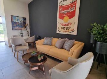 Casa de 3 habitaciones, Panamá · Venta de Casa en Barrio Alto Altos de Panama | 222 m², 3 Rec.