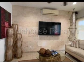 Casa de 5 habitaciones, Coronado · Venta de Hermosa Casa Dúplex de Playa Amoblada Vista Al Mar en Coronado Coronado | 500 m², 5 Rec.