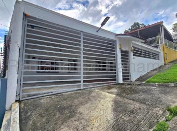 Casa de 4 habitaciones, Panamá · Casa en Venta en Betania Ym
