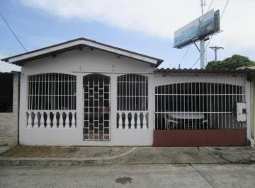 Casa de 2 habitaciones, Panamá · Casa en Villas de Don Bosco en Venta – B/.70,000