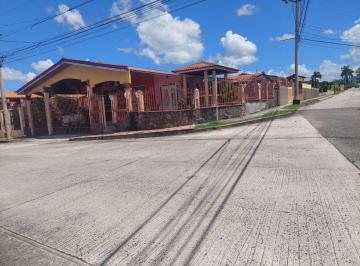 Casa de 4 habitaciones, San Miguelito · Casa de 521 m² con 4 Recámaras en Venta en Brisas del Golf Panama