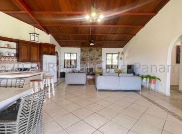 Casa de 4 habitaciones, Chame · Venta de Hermosa Casa con Línea Blanca en Sora | 10000 m², 4 Rec.