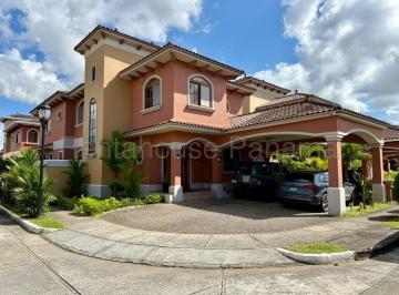 Casa de 5 habitaciones, Panamá · Venta de Casa en Costa Sur