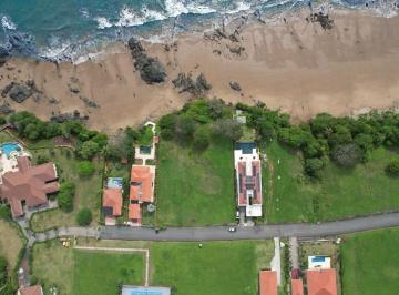 Terreno / Lote , Pedasí · Vendo Lote Frente Mar en Comunidad Cerrada en Pedasi, Panama