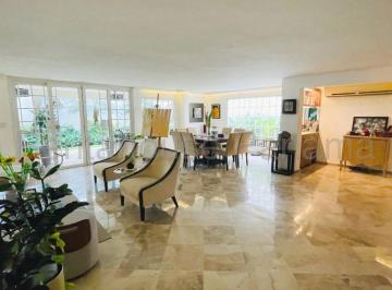 Casa de 3 habitaciones, Panamá · Amplia Casa en Venta en Altos del Golf