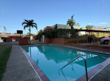 Apartamento · 61m² · 3 Recámaras · 1 Estacionamientos · Vendo Apartamento PH Mystic Village, Torre 300