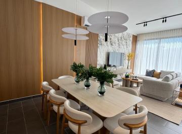 Casa en Venta de 3 habitaciones Amelia Denis de Icaza · Se Vende Casa en Altos de Panama, Barrio Alto