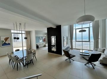 Apartamento · 326m² · 3 Recámaras · 2 Estacionamientos · Penthouse Amoblado en Venta | Costa del Este | 326 m² | Es