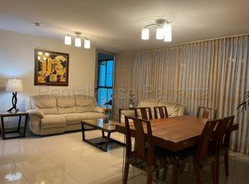 Apartamento de 3 habitaciones, Panamá · Alquiler de Apartamento Amoblado en PH Creta Chanis | 118 m², 3 Rec.