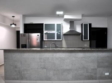 Apartamento de 3 habitaciones, Panamá · Vendo/ Alquilo PH Premium Tower en San Francisco, Calle 73