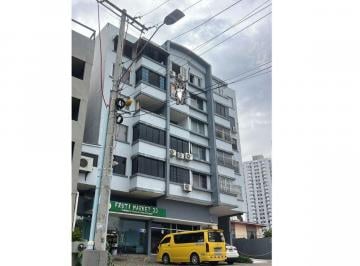 Apartamento de 2 habitaciones, Panamá · 2 Rec - 1 Baño | PH Jardines del Golf | Parque Lefevre | $95k