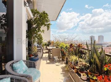 Casa de 6 habitaciones, Panamá · Venta de Casa en Altos de Santa Maria