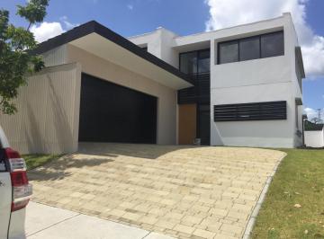 Casa · 386m² · 3 Recámaras · 2 Estacionamientos · Se Vende Casa con Terreno de 405 m², Barrio Alto
